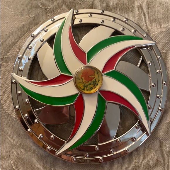 Men’s Belt Buckle Star Spinner Red White green - Picture 1 of 3